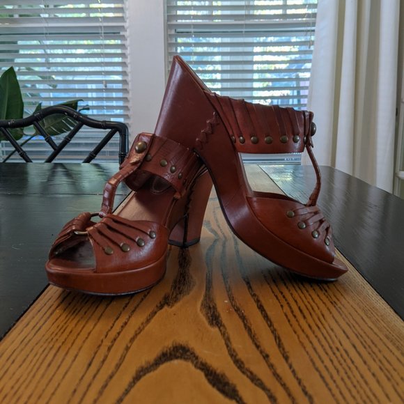 Frye Leather Wedge Slides in Brown - Picture 2 of 10